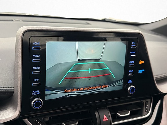 Toyota C-HR 19 of 27