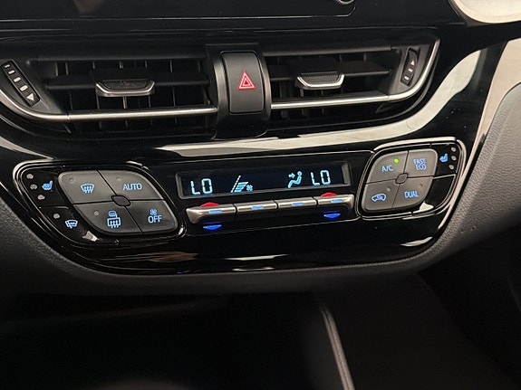 Toyota C-HR 22 of 27