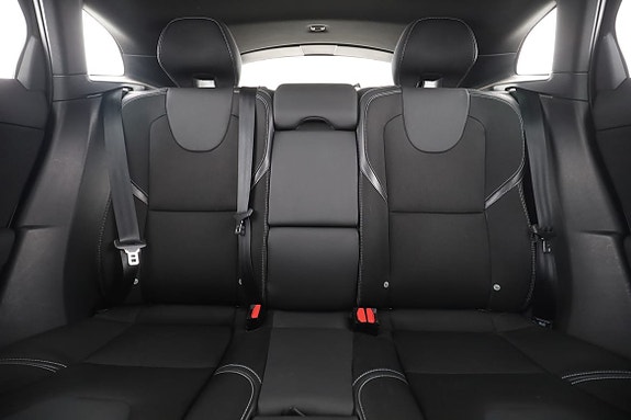 Volvo V40 16 of 30