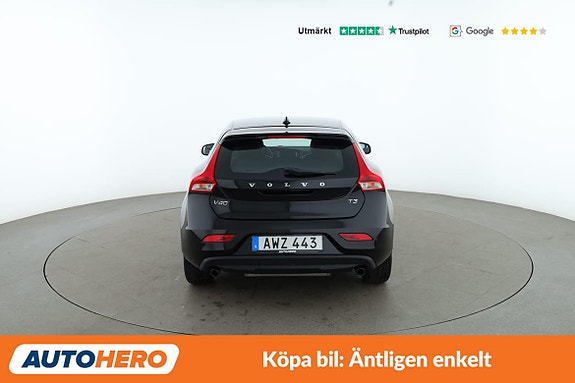 Volvo V40 4 of 30