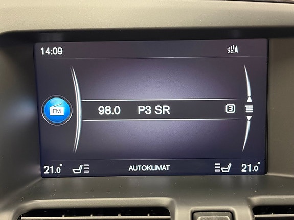 Volvo XC60 11 of 21