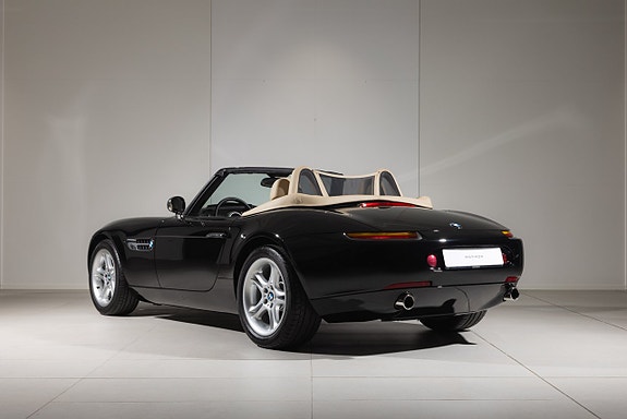 BMW Z8 5 of 27