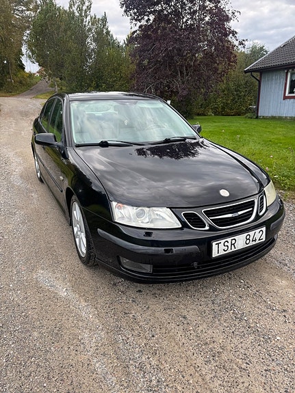 Saab 9-3 2 of 6