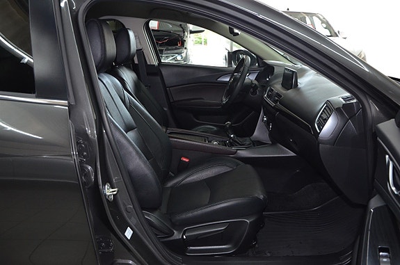Mazda 3 7 of 20
