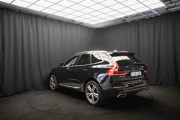 Volvo XC60 8 of 27