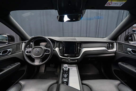 Volvo XC60 18 of 27