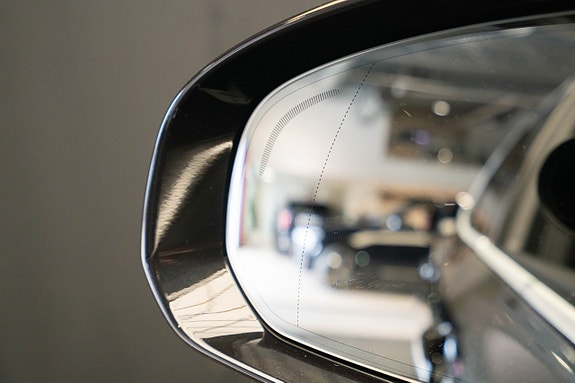 Volvo XC60 22 of 27