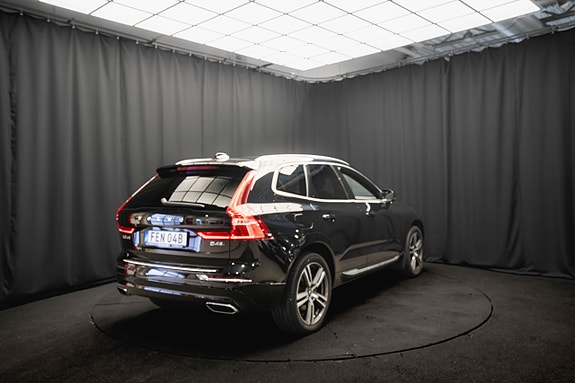 Volvo XC60 6 of 27