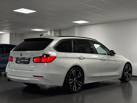 BMW 320d 9 of 22