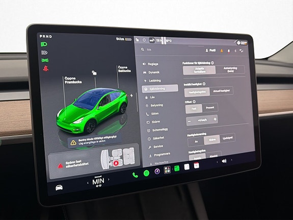 Tesla Model Y 25 of 30
