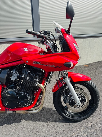Suzuki GSF650S Bandit 4 of 12