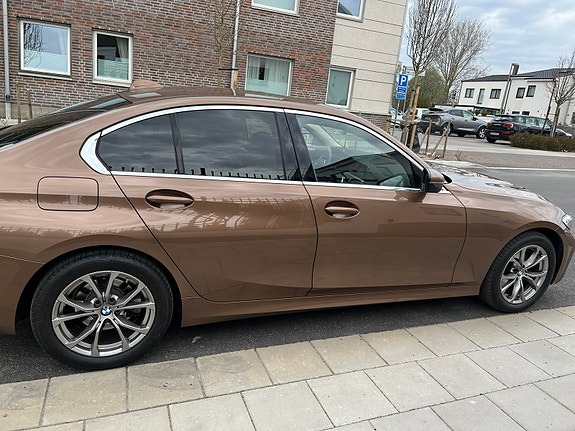 BMW 320d 5 of 5