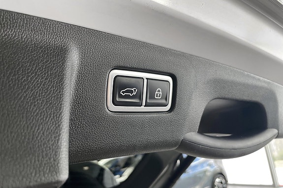 Kia Sorento 18 of 30