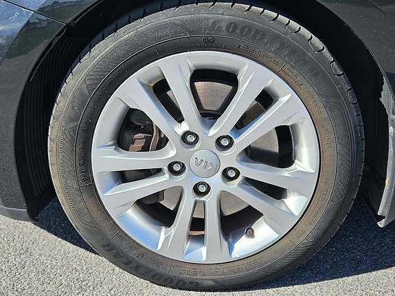 Kia Ceed 9 of 9