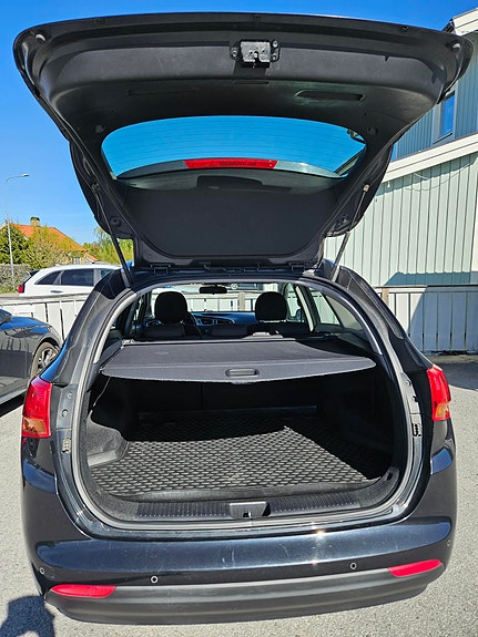 Kia Ceed 8 of 9