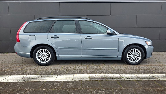 Volvo V50 11 of 16