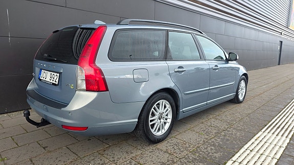 Volvo V50 10 of 16