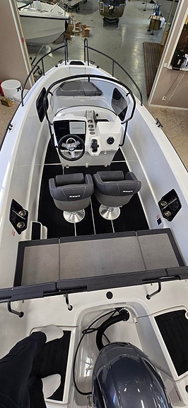 Ryds 630 Mid-C S-LINE / Yamaha F115 endast 28 tim 3 of 6