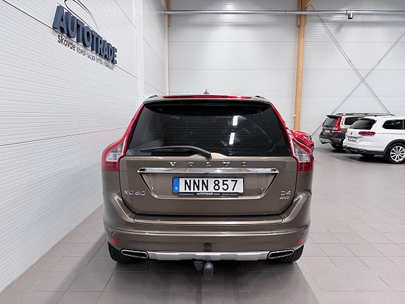 Volvo XC60 7 of 14