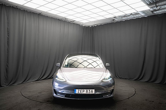 Tesla Model 3 4 of 20
