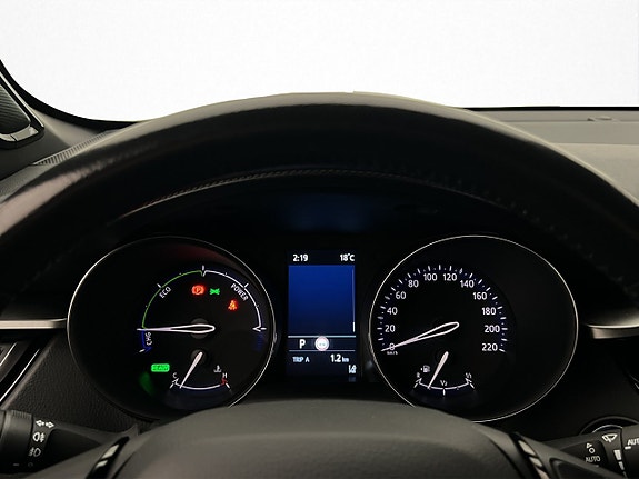 Toyota C-HR 17 of 30