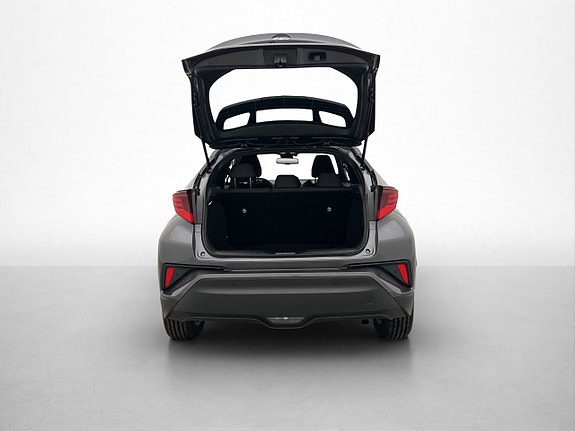 Toyota C-HR 10 of 30