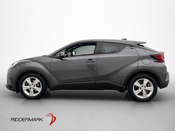 Toyota C-HR 4 of 30