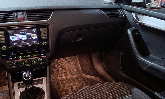 Skoda Octavia 19 of 26