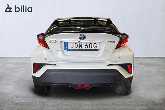 Toyota C-HR 5 of 21