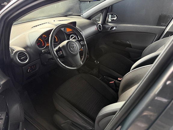 Opel Corsa 6 of 12