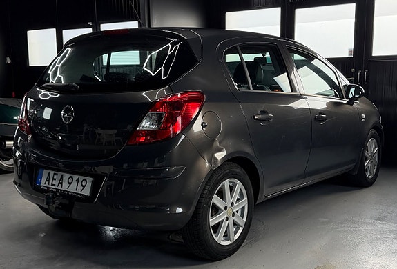Opel Corsa 4 of 12