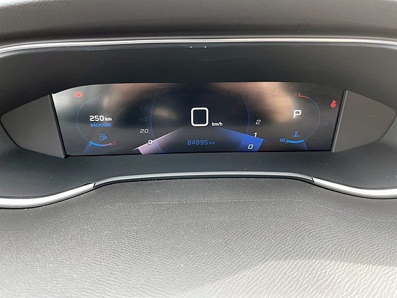 Peugeot 308 8 of 15