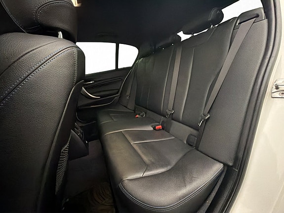 BMW 118i 13 of 28