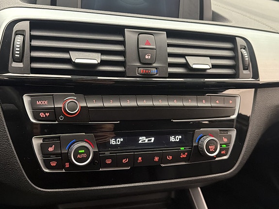 BMW 118i 22 of 28
