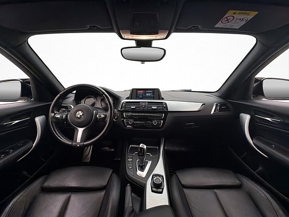 BMW 118i 14 of 28