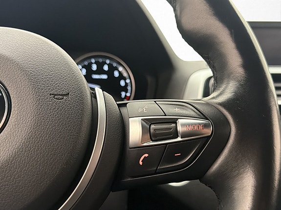 BMW 118i 24 of 28