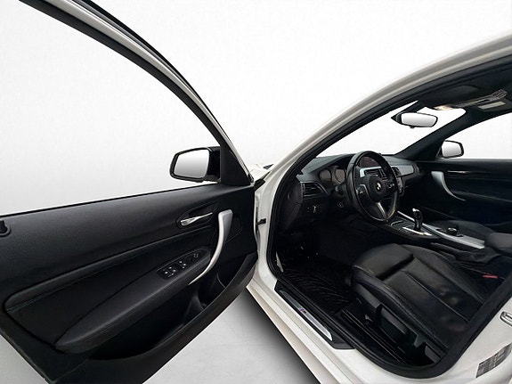 BMW 118i 11 of 28