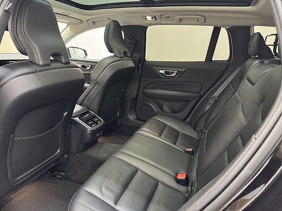 Volvo V60 22 of 24