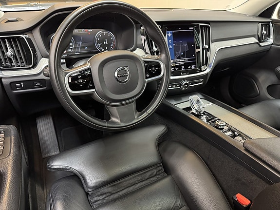 Volvo V60 10 of 24
