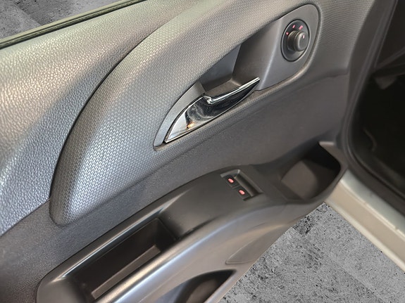 Opel Meriva 16 of 21