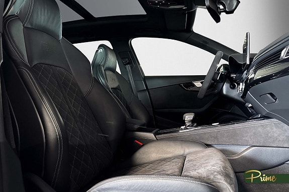 Audi RS4 14 of 23