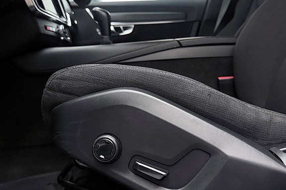 Volvo V90 13 of 30