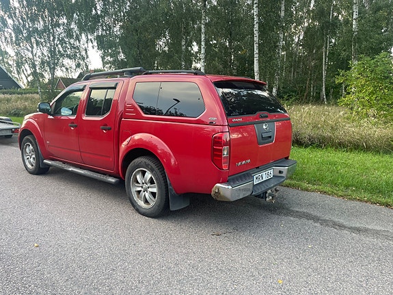 Nissan Navara 3 of 3