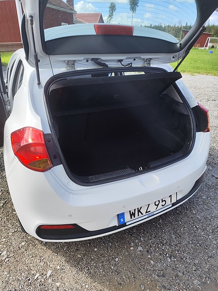 Kia Ceed 4 of 10