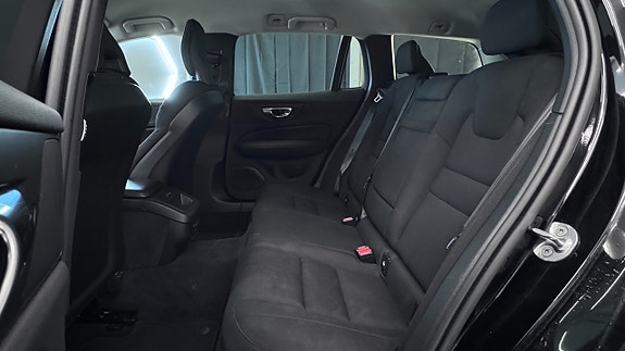 Volvo V60 Cross Country 12 of 20