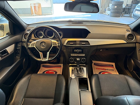 Mercedes-Benz C220 9 of 15