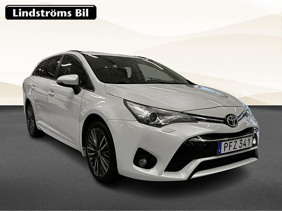 Toyota Avensis 3 of 19