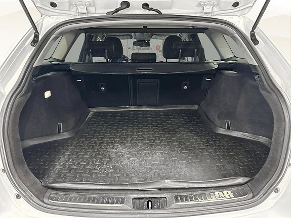 Toyota Avensis 13 of 19