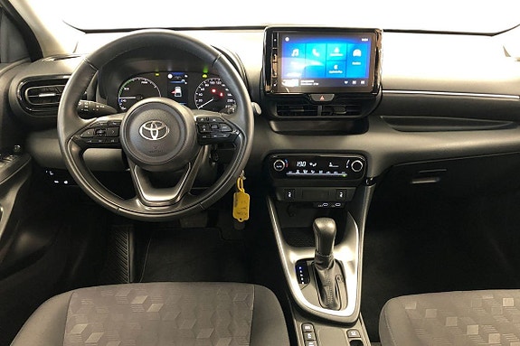 Toyota Yaris 10 of 21