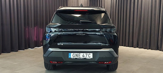 Peugeot 5008 2 of 30